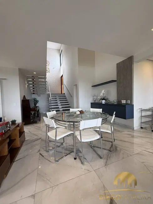 Casa de Condomínio com 4 quartos à venda, 388m2 em Condomínio Porto Atibaia, Atibaia - SP - imagem 7 Foto 7 de Casa de Condomínio com 4 quartos à venda, 388m2 em Condomínio Porto Atibaia, Atibaia - SP