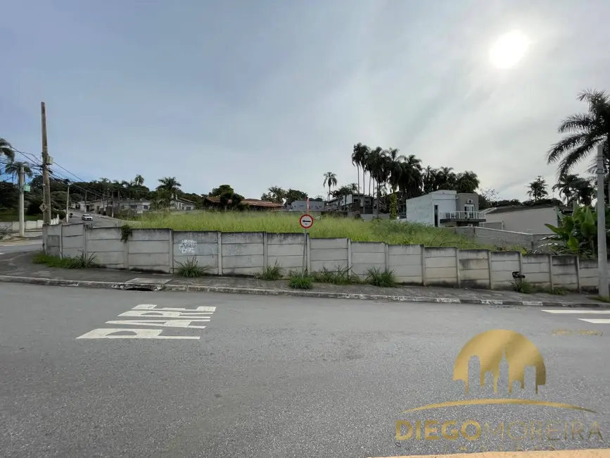 Terreno / Lote à venda, 1642m2 em Jardim do Lago, Atibaia - SP - imagem 1 Foto 1 de Terreno / Lote à venda, 1642m2 em Jardim do Lago, Atibaia - SP