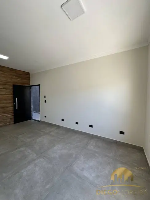 Casa com 3 quartos à venda, 175m2 em Jardim do Lago, Atibaia - SP - imagem 4 Foto 4 de Casa com 3 quartos à venda, 175m2 em Jardim do Lago, Atibaia - SP