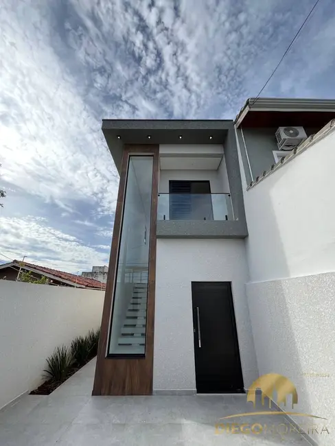 Foto 1 de Casa com 3 quartos à venda, 132m2 em Jardim Jaraguá, Atibaia - SP