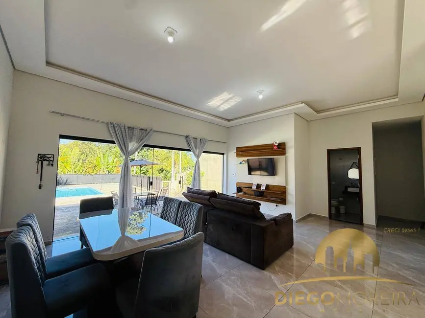 Foto 9 de Casa com 3 quartos à venda, 138m2 em Parque Residencial Itaguaçu, Atibaia - SP