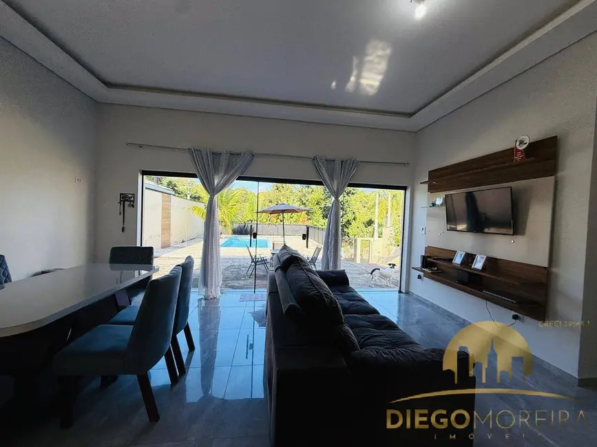 Foto 6 de Casa com 3 quartos à venda, 138m2 em Parque Residencial Itaguaçu, Atibaia - SP