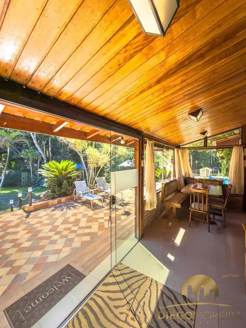 Foto 4 de Chácara com 3 quartos à venda, 200m2 em Bom Jesus Dos Perdoes - SP