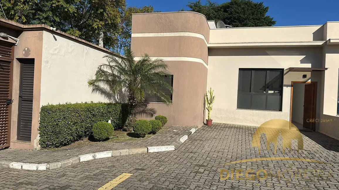 Casa de Condomínio com 3 quartos para alugar, 200m2 em Jardim Ipê, Atibaia - SP - imagem 1 Foto 1 de Casa de Condomínio com 3 quartos para alugar, 200m2 em Jardim Ipê, Atibaia - SP
