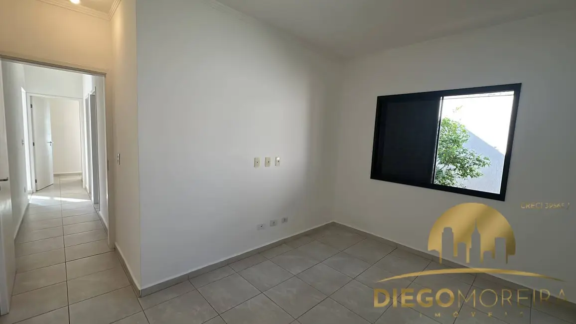 Casa de Condomínio com 3 quartos para alugar, 200m2 em Jardim Ipê, Atibaia - SP - imagem 8 Foto 8 de Casa de Condomínio com 3 quartos para alugar, 200m2 em Jardim Ipê, Atibaia - SP