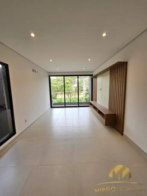 Foto 3 de Casa com 3 quartos à venda, 147m2 em Recreio Maristela, Atibaia - SP
