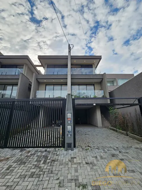 Foto 1 de Casa com 3 quartos à venda, 147m2 em Recreio Maristela, Atibaia - SP