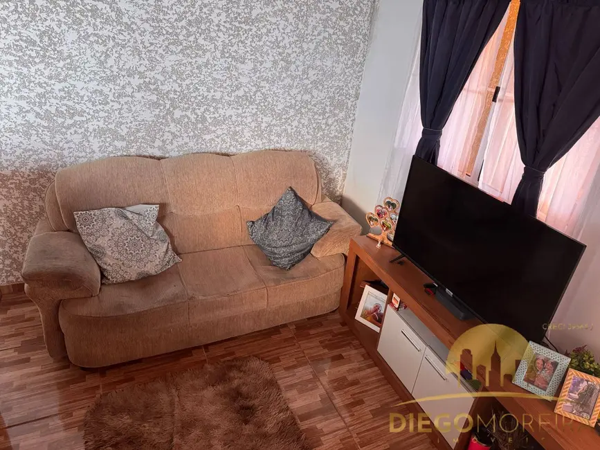 Foto 3 de Casa com 2 quartos à venda, 70m2 em Mairipora - SP