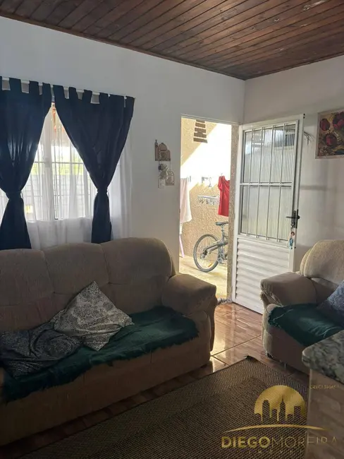 Foto 2 de Casa com 2 quartos à venda, 70m2 em Mairipora - SP