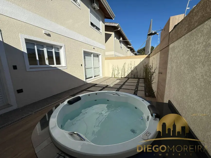 Foto 3 de Casa de Condomínio com 3 quartos à venda, 127m2 em Vila Petrópolis, Atibaia - SP