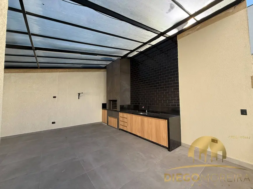 Foto 2 de Casa de Condomínio com 3 quartos à venda, 127m2 em Vila Petrópolis, Atibaia - SP