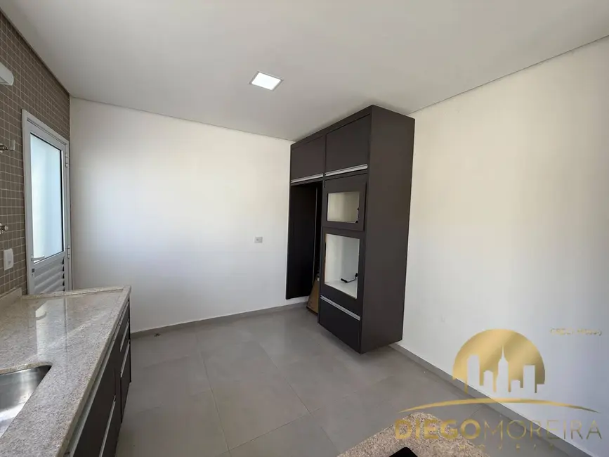 Foto 5 de Casa de Condomínio com 3 quartos à venda, 127m2 em Vila Petrópolis, Atibaia - SP