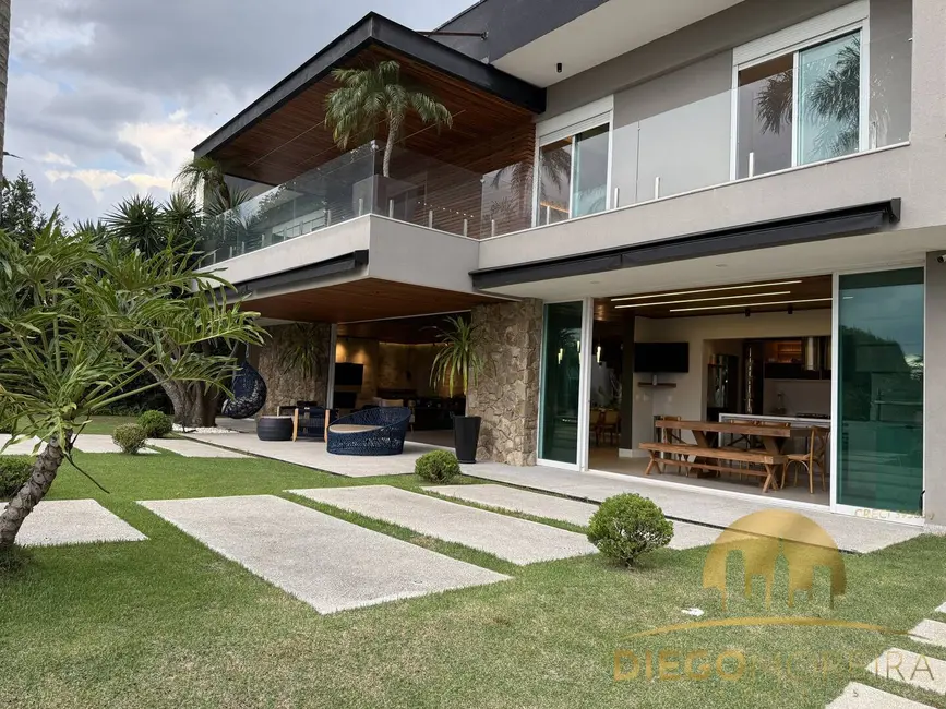 Foto 3 de Casa de Condomínio com 5 quartos à venda, 527m2 em Piracaia - SP