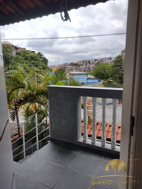 Foto 2 de Casa com 5 quartos à venda, 175m2 em Vera Tereza, Caieiras - SP