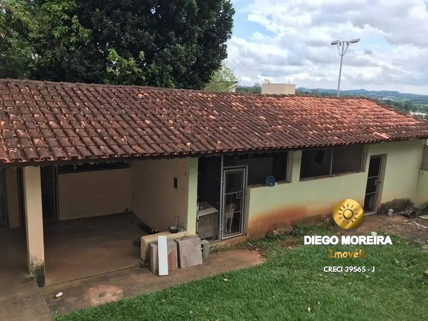 Foto 6 de Chácara com 4 quartos à venda, 2400m2 em Jardim Estância Brasil, Atibaia - SP