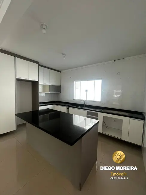 Foto 2 de Casa com 3 quartos à venda, 115m2 em Laranjeiras, Caieiras - SP