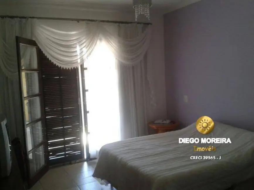 Chácara com 3 quartos à venda, 1000m2 em Piracaia - SP - imagem 9 Foto 9 de Chácara com 3 quartos à venda, 1000m2 em Piracaia - SP