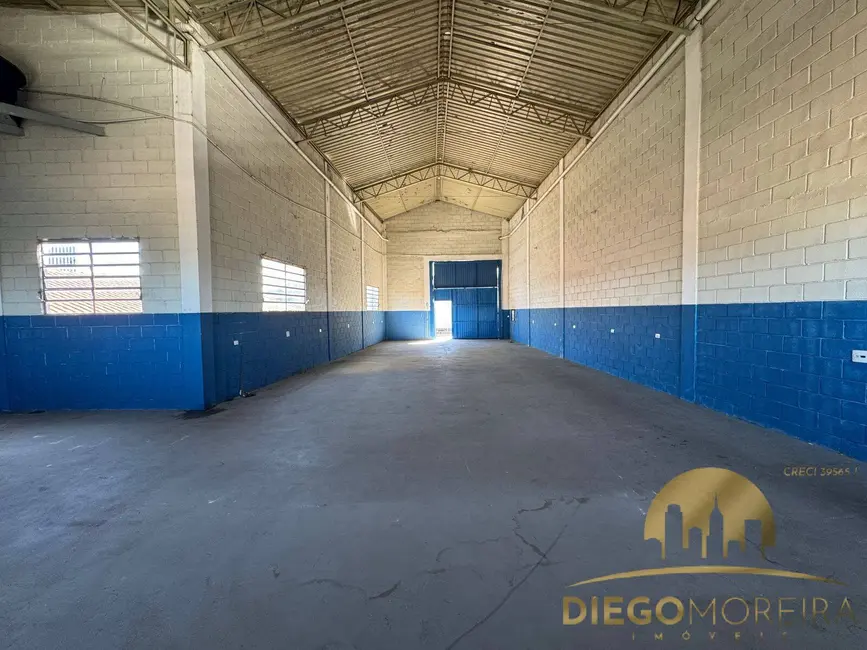 Foto 3 de Armazém / Galpão à venda, 280m2 em Mairipora - SP
