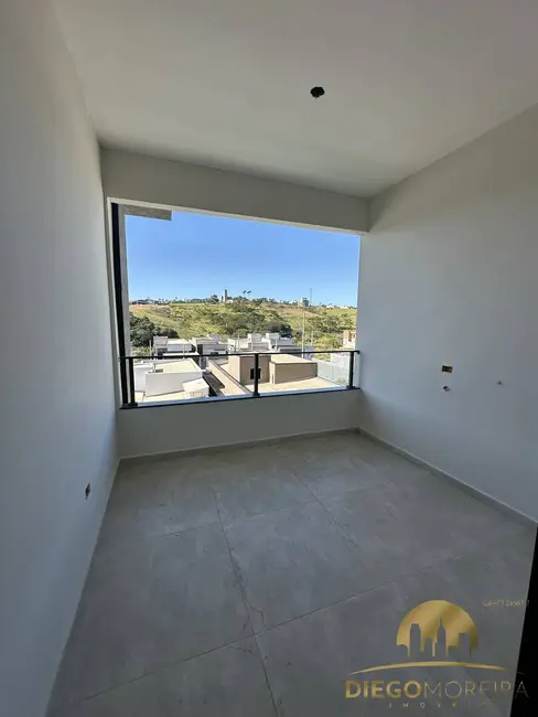 Foto 9 de Casa com 3 quartos à venda, 110m2 em Atibaia - SP