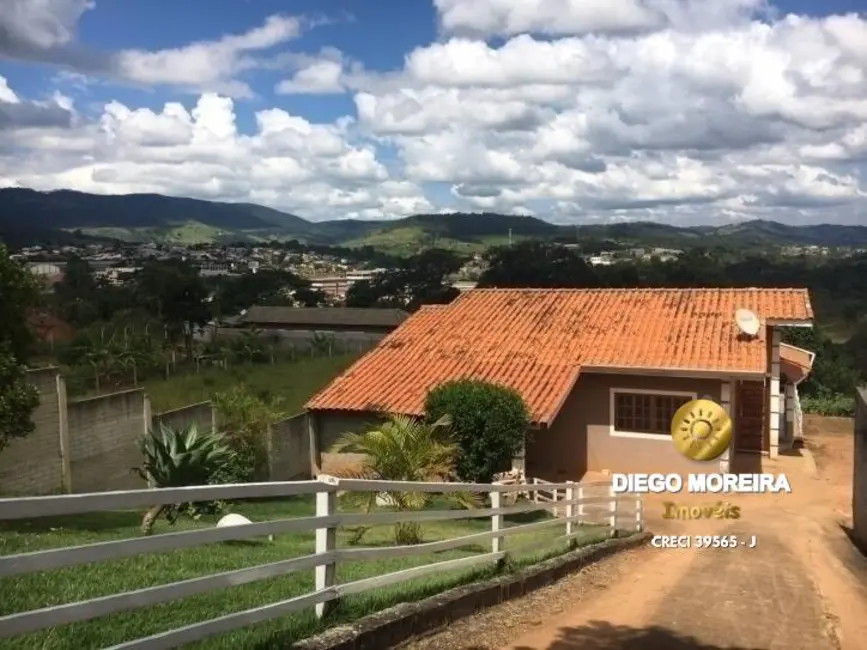 Foto 1 de Chácara com 2 quartos à venda, 1300m2 em Jardim Estância Brasil, Atibaia - SP