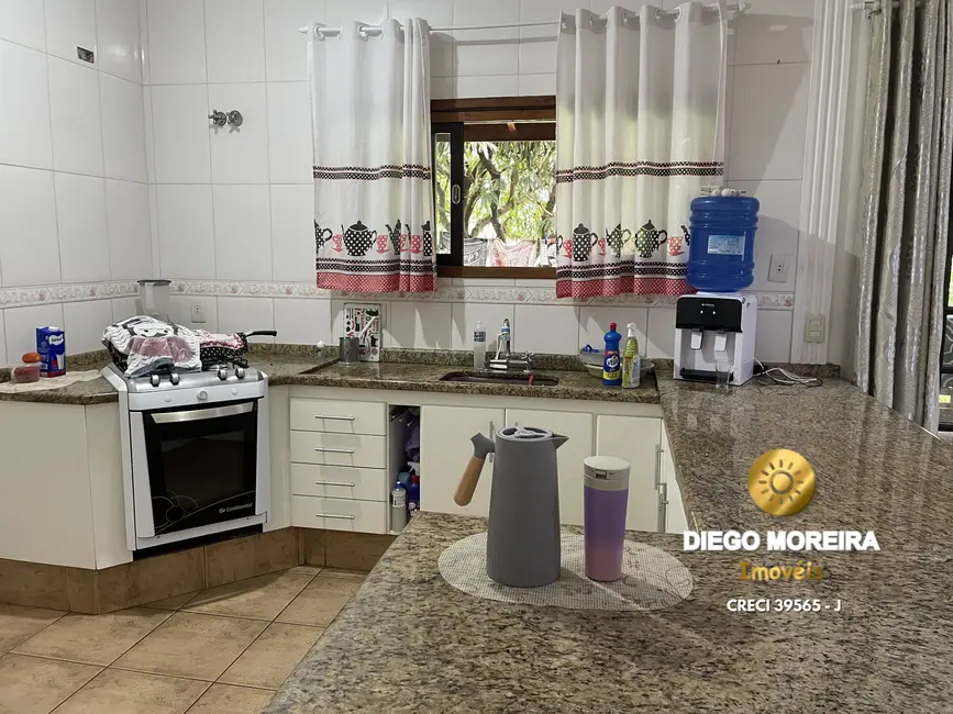 Foto 4 de Chácara com 3 quartos à venda, 251m2 em Mairipora - SP