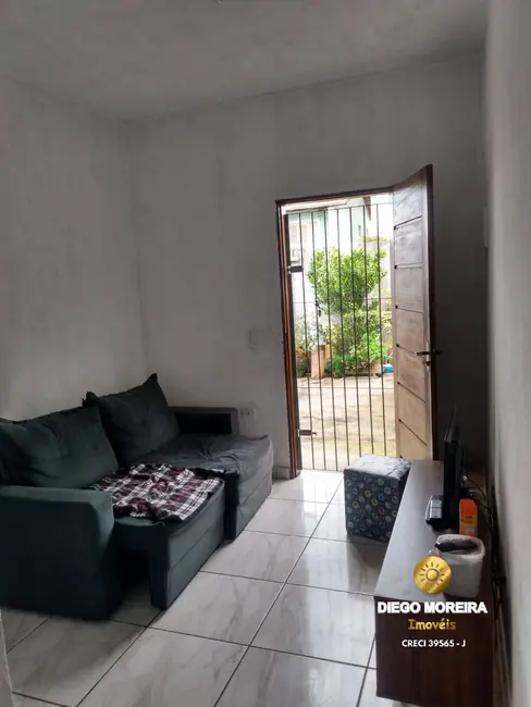 Foto 3 de Casa com 2 quartos à venda, 200m2 em Mairipora - SP