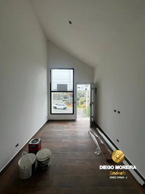 Foto 3 de Casa com 2 quartos à venda, 61m2 em Atibaia - SP