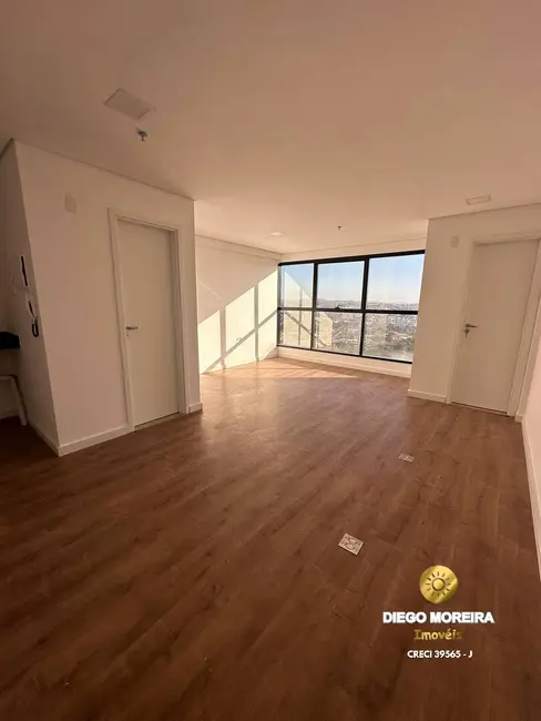 Foto 2 de Sala Comercial para alugar, 31m2 em Vila Santista, Atibaia - SP