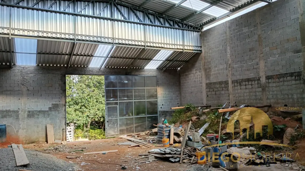 Foto 4 de Armazém / Galpão para alugar, 180m2 em Mairipora - SP