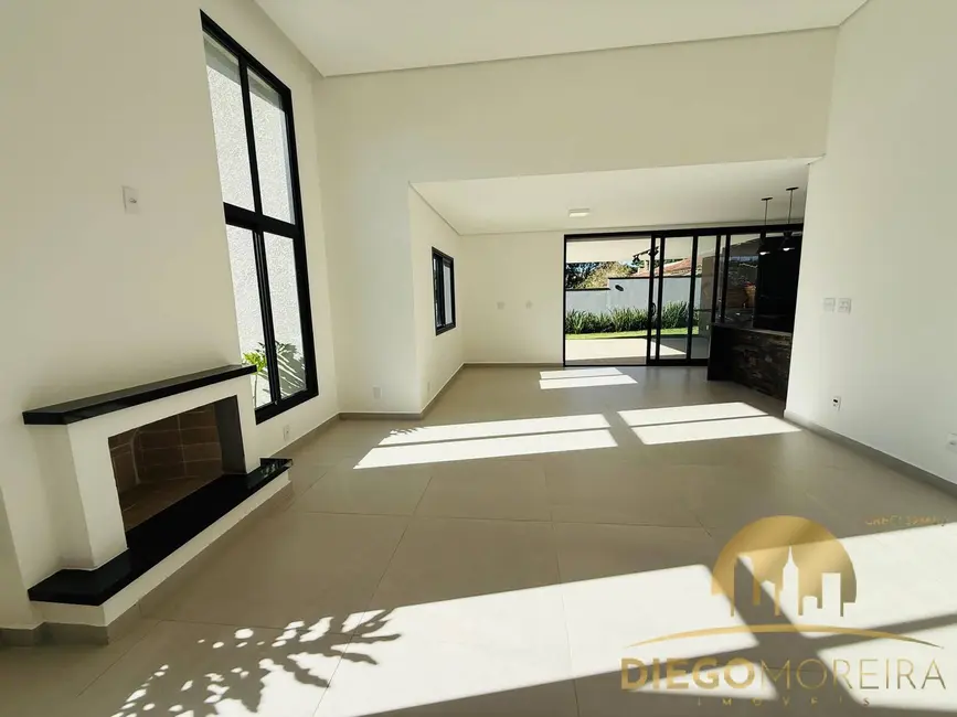 Foto 6 de Casa de Condomínio com 3 quartos à venda, 228m2 em Vila Dom Pedro, Atibaia - SP