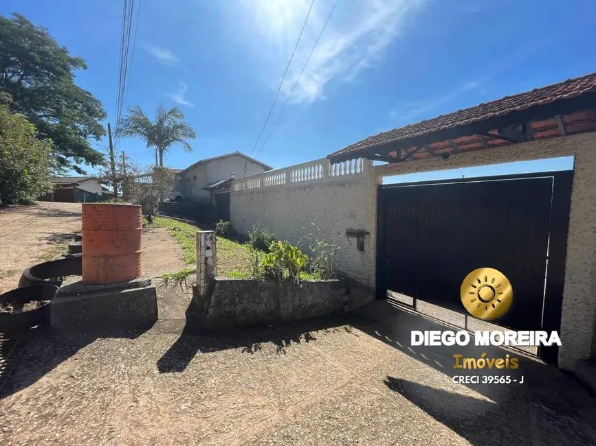 Foto 1 de Chácara com 4 quartos à venda, 210m2 em Mairipora - SP