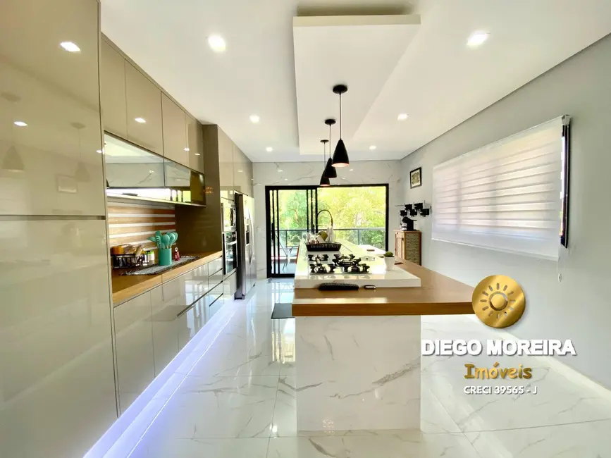 Foto 4 de Casa de Condomínio com 4 quartos à venda, 270m2 em Piracaia - SP