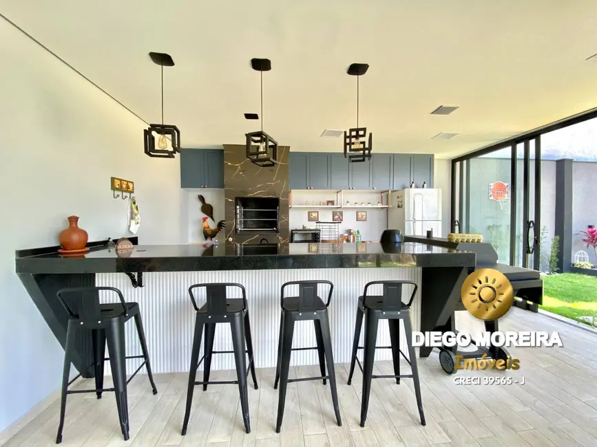 Foto 9 de Casa de Condomínio com 4 quartos à venda, 270m2 em Piracaia - SP