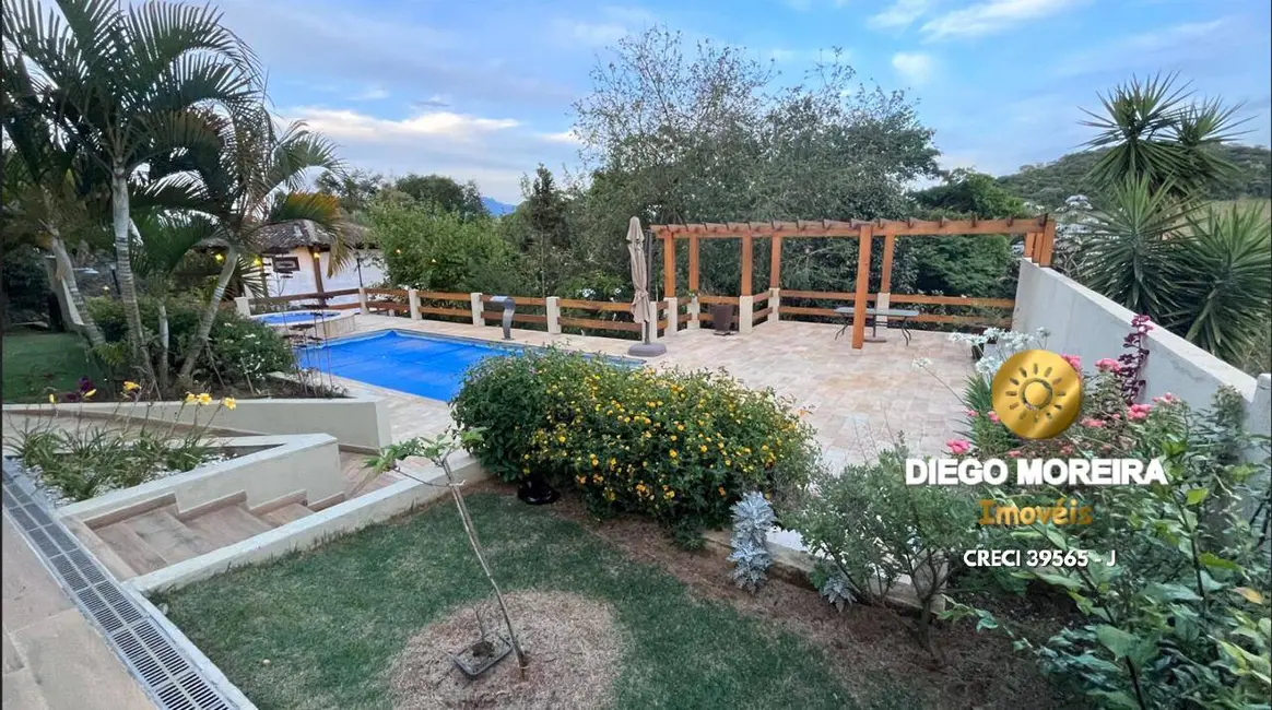 Chácara com 6 quartos à venda, 250m2 em Piracaia - SP - imagem 6 Foto 6 de Chácara com 6 quartos à venda, 250m2 em Piracaia - SP