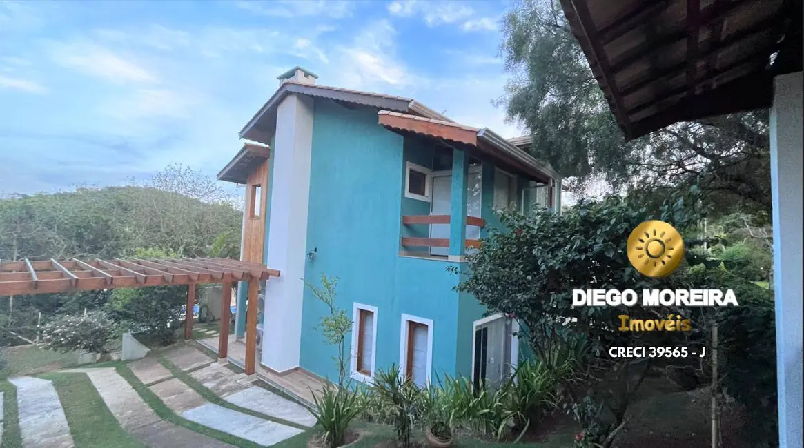 Chácara com 6 quartos à venda, 250m2 em Piracaia - SP - imagem 3 Foto 3 de Chácara com 6 quartos à venda, 250m2 em Piracaia - SP