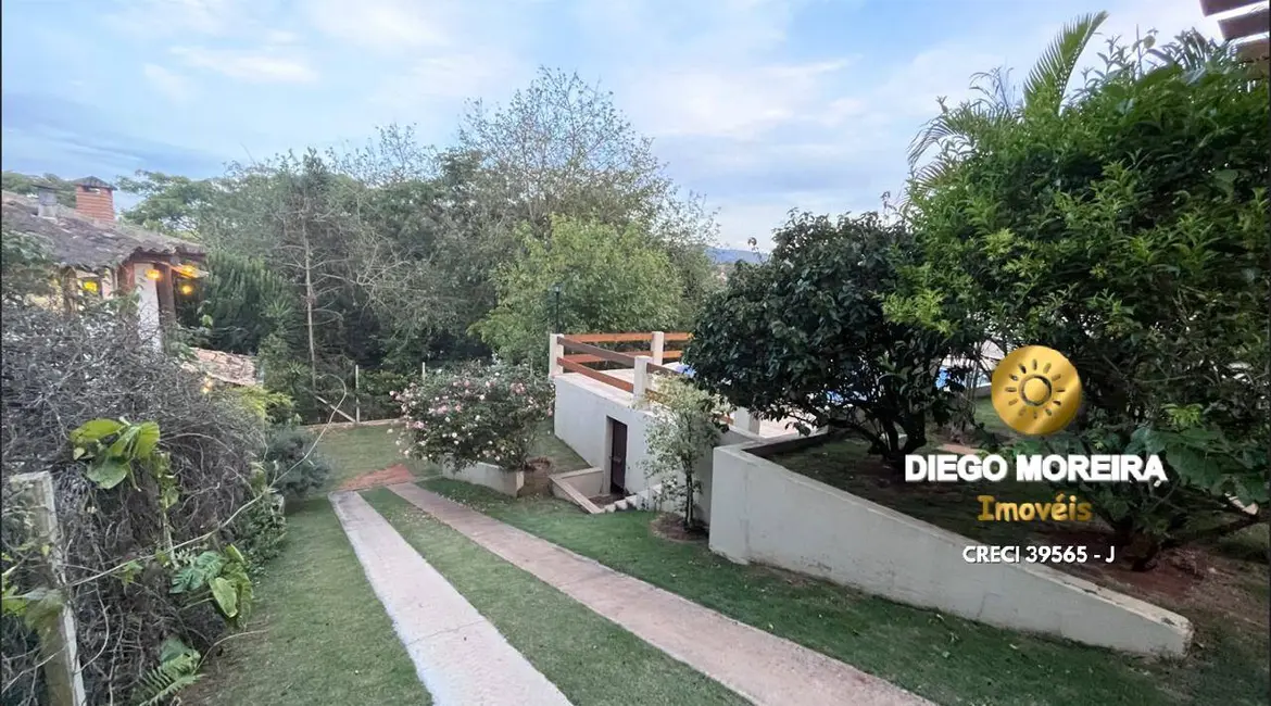 Chácara com 6 quartos à venda, 250m2 em Piracaia - SP - imagem 4 Foto 4 de Chácara com 6 quartos à venda, 250m2 em Piracaia - SP