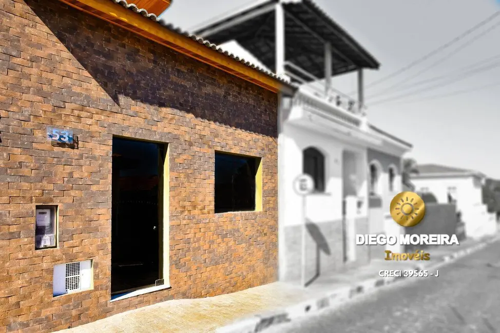 Sala Comercial à venda, 106m2 em Centro, Piracaia - SP - imagem 2 Foto 2 de Sala Comercial à venda, 106m2 em Centro, Piracaia - SP