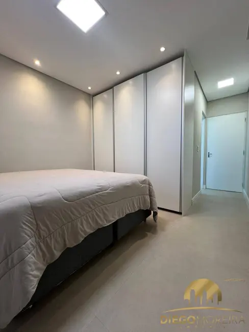 Foto 8 de Casa com 3 quartos à venda, 100m2 em Jardim São Felipe, Atibaia - SP