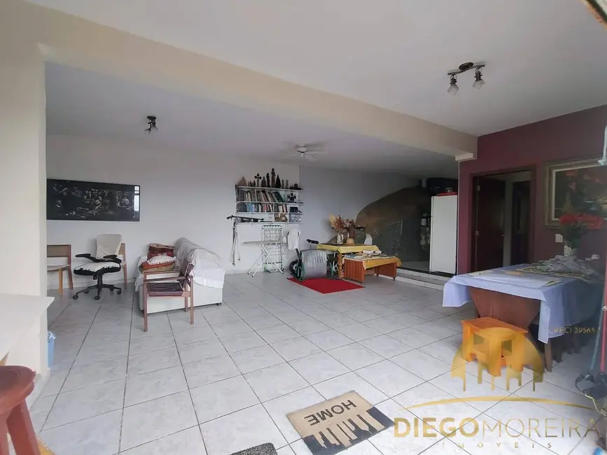 Foto 6 de Casa com 4 quartos à venda e para alugar, 294m2 em Mairipora - SP