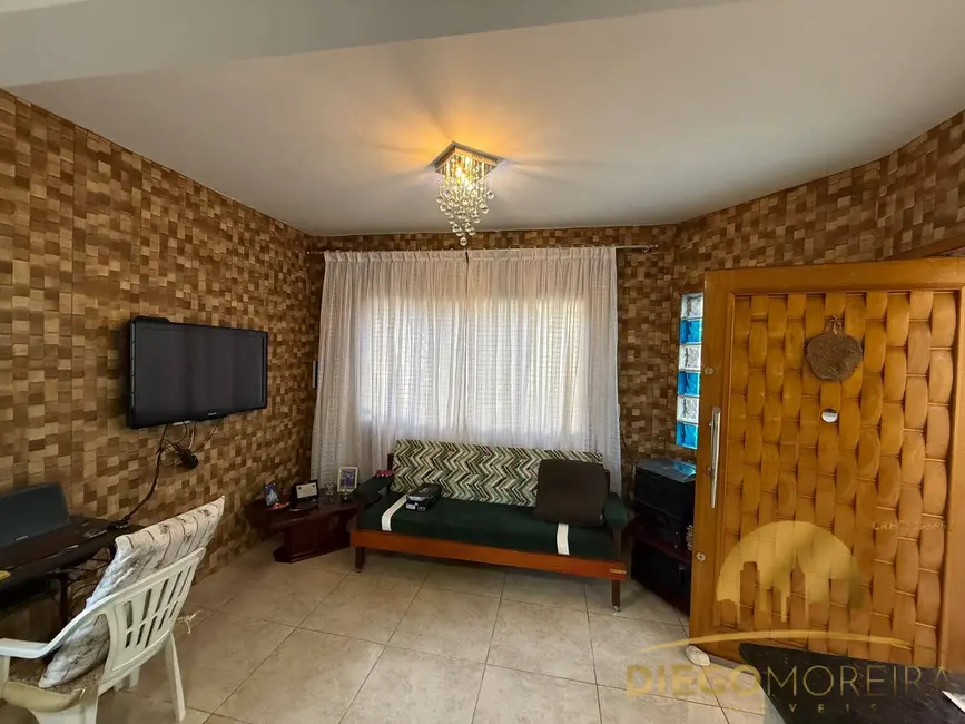 Casa com 3 quartos à venda, 250m2 em Jardim das Palmeiras, Atibaia - SP - imagem 9 Foto 9 de Casa com 3 quartos à venda, 250m2 em Jardim das Palmeiras, Atibaia - SP