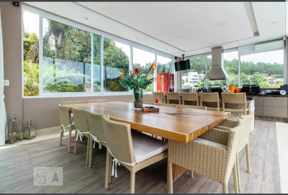 Casa de Condomínio com 5 quartos à venda, 835m2 em Alphaville, Santana De Parnaiba - SP - imagem 8 Foto 8 de Casa de Condomínio com 5 quartos à venda, 835m2 em Alphaville, Santana De Parnaiba - SP