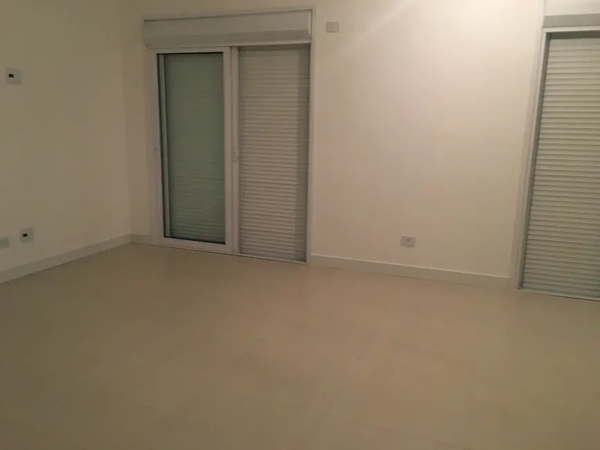 Foto 2 de Casa com 3 quartos à venda, 250m2 em Alto de Pinheiros, São Paulo - SP