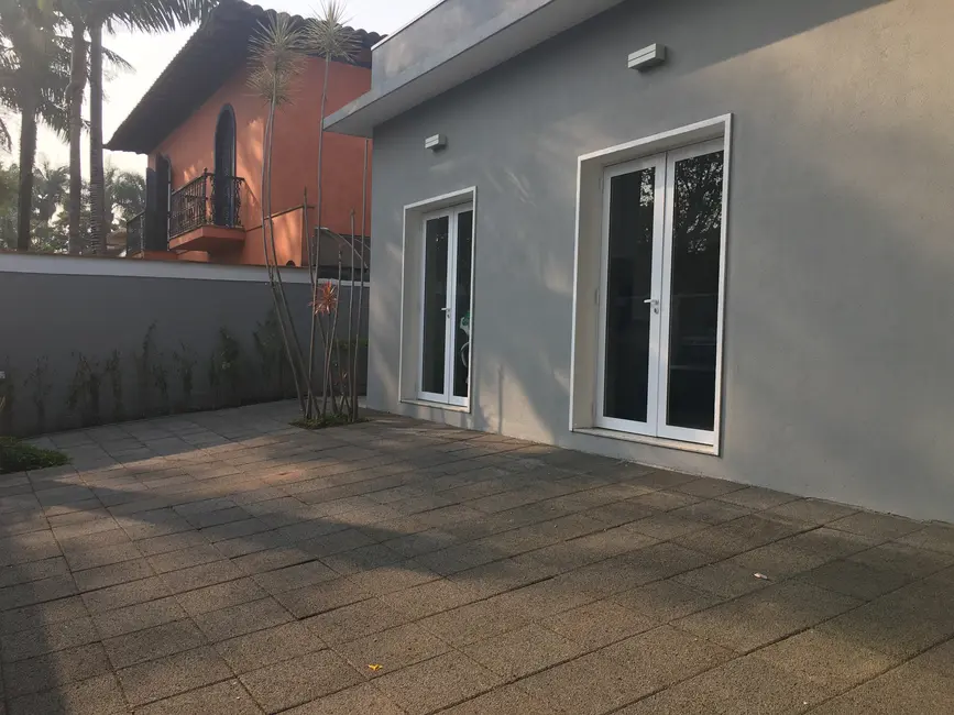 Casa com 3 quartos à venda, 250m2 em Alto de Pinheiros, São Paulo - SP - imagem 3 Foto 3 de Casa com 3 quartos à venda, 250m2 em Alto de Pinheiros, São Paulo - SP