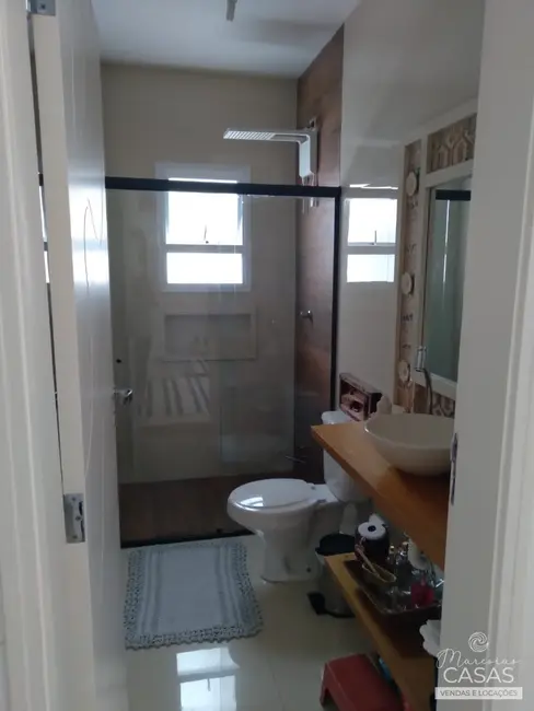 Foto 4 de Casa de Condomínio com 4 quartos à venda e para alugar, 140m2 em Sao Sebastiao - SP