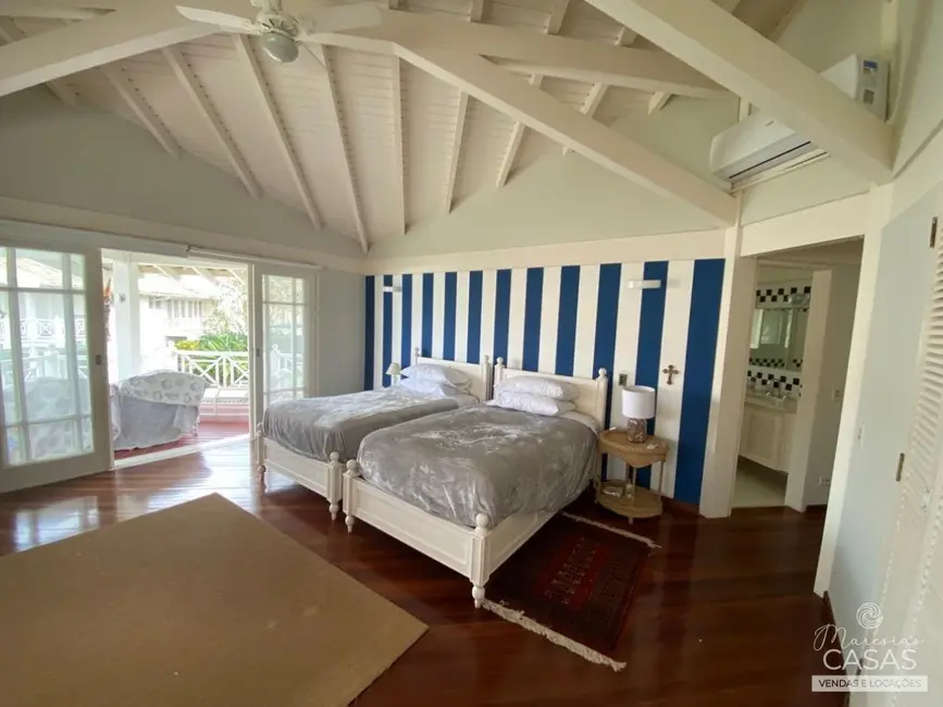 Foto 9 de Casa de Condomínio com 4 quartos à venda, 350m2 em Sao Sebastiao - SP