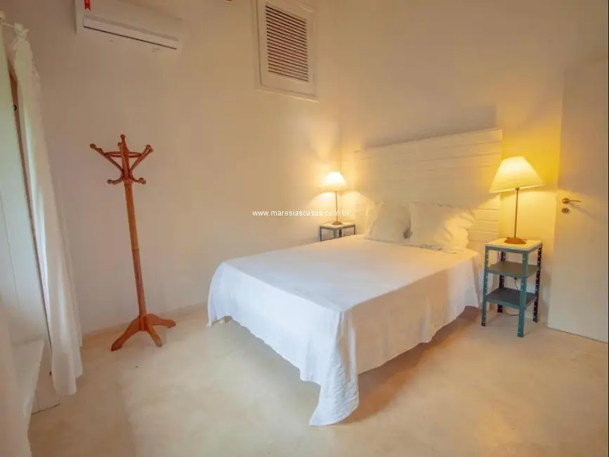 Foto 5 de Casa de Condomínio com 3 quartos à venda, 300m2 em Ubatuba - SP