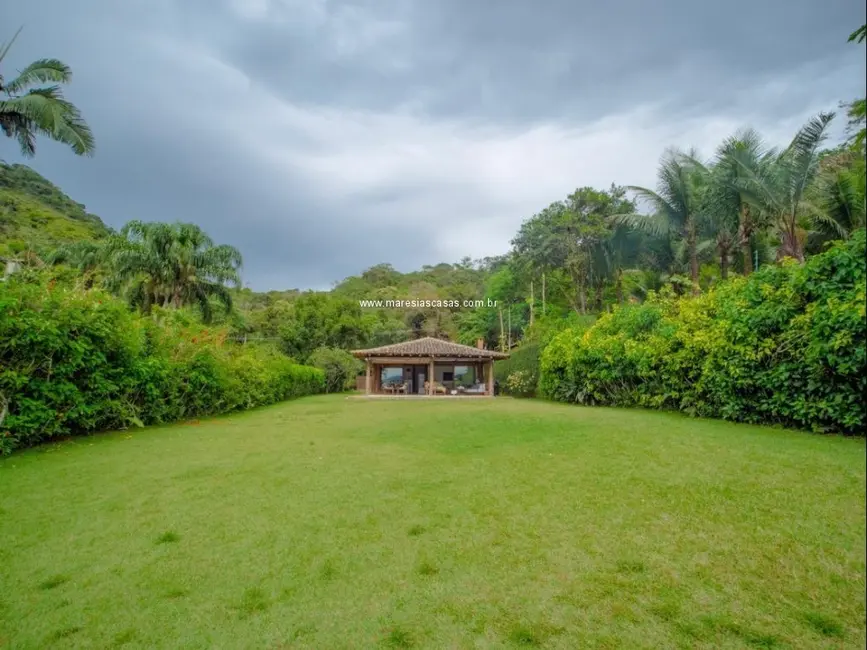 Foto 3 de Casa de Condomínio com 3 quartos à venda, 300m2 em Ubatuba - SP