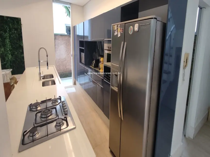 Foto 9 de Casa de Condomínio com 6 quartos à venda, 350m2 em Sao Sebastiao - SP