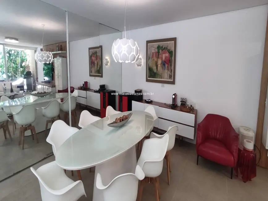 Foto 5 de Casa de Condomínio com 4 quartos à venda, 200m2 em Sao Sebastiao - SP