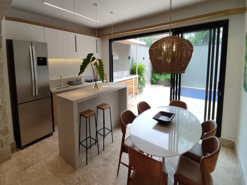 Foto 5 de Casa com 4 quartos à venda, 220m2 em Sao Sebastiao - SP